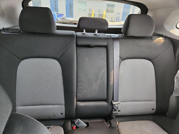 2018 HYUNDAI KONA SEL with Tech Pkg