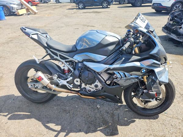 2026 BMW S 1000