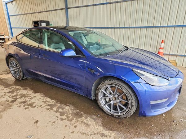 2022 TESLA MODEL 3