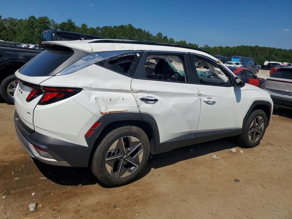 2026 HYUNDAI TUCSON SEL, SEL Plus