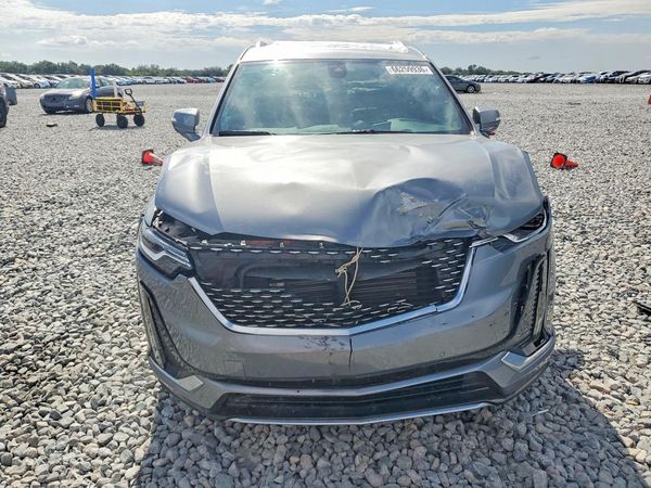 2022 CADILLAC XT6