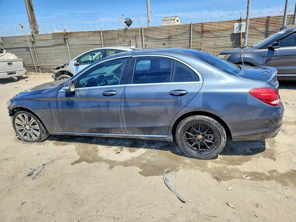 2015 MERCEDES-BENZ C Base