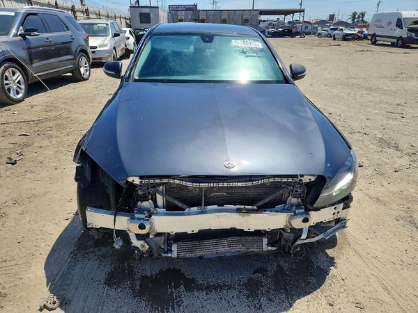 2015 MERCEDES-BENZ C Base