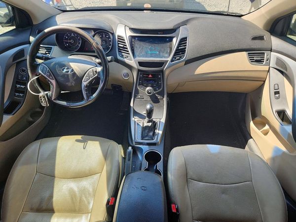 2014 HYUNDAI ELANTRA