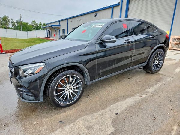 2017 MERCEDES-BENZ GLC-CLASS — Front 3/4