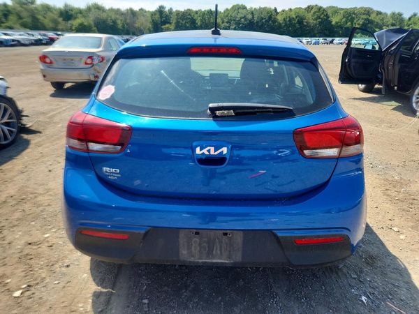 2022 KIA RIO LX, S