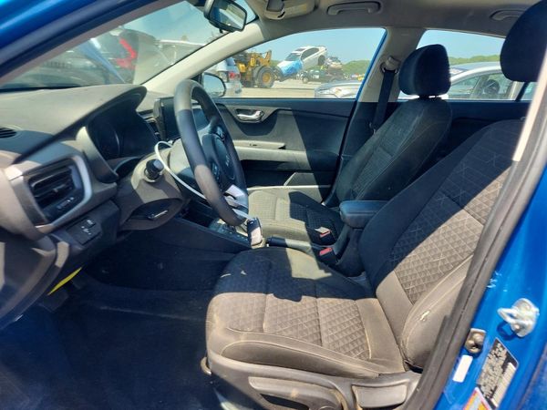 2022 KIA RIO LX, S