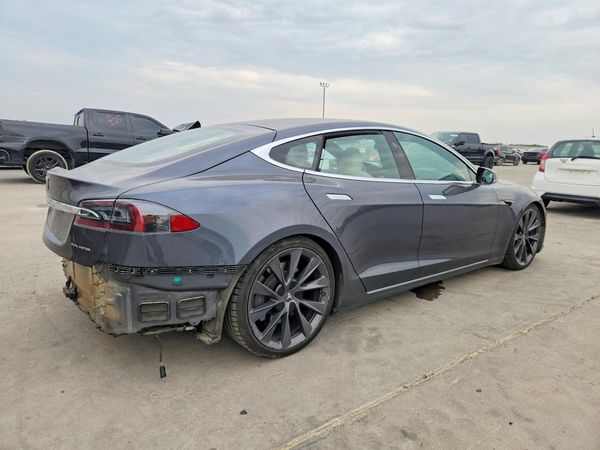 2020 TESLA MODEL S