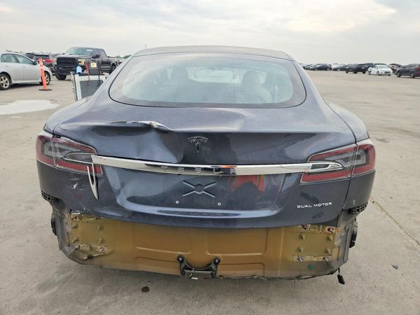 2020 TESLA MODEL S