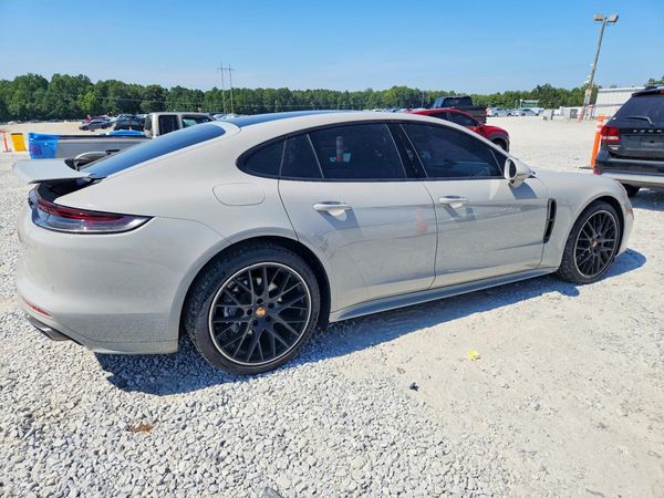 2022 PORSCHE PANAMERA Panamera / Panamera 4