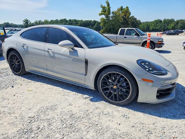 2022 PORSCHE PANAMERA Panamera / Panamera 4