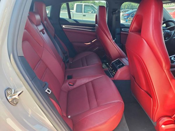 2022 PORSCHE PANAMERA Panamera / Panamera 4