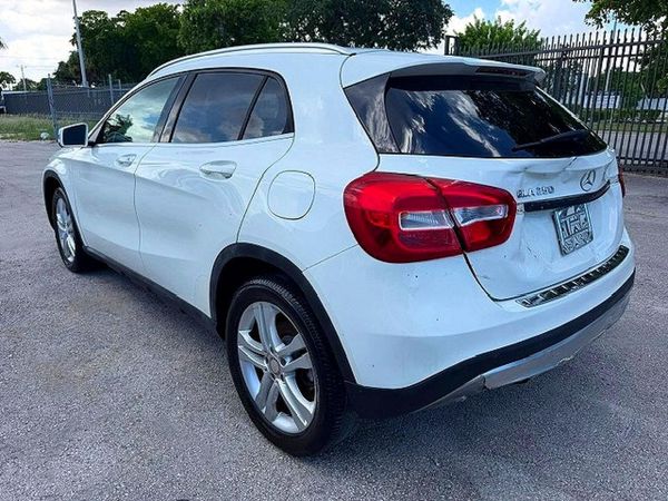 2017 MERCEDES-BENZ GLA 250 GLA250