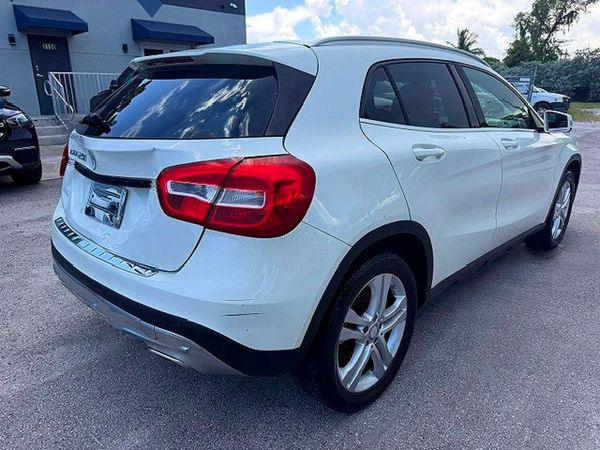 2017 MERCEDES-BENZ GLA 250 GLA250