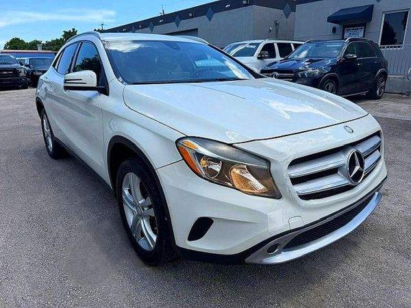 2017 MERCEDES-BENZ GLA 250 GLA250