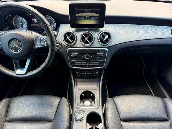 2017 MERCEDES-BENZ GLA 250 GLA250