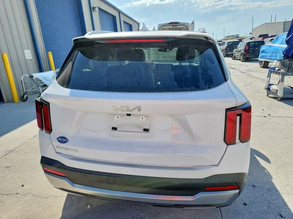 2025 KIA SORENTO