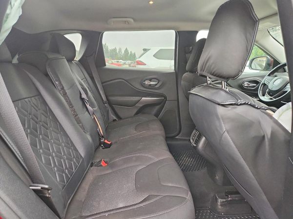 2019 JEEP CHEROKEE LATITUDE 4X4