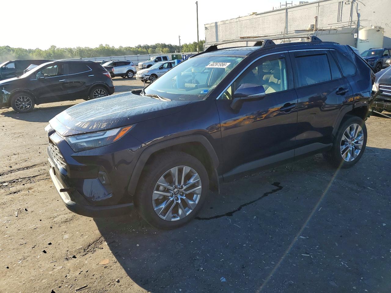 2022 TOYOTA RAV4 XLE Premium