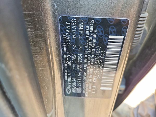 2024 HYUNDAI ELANTRA
