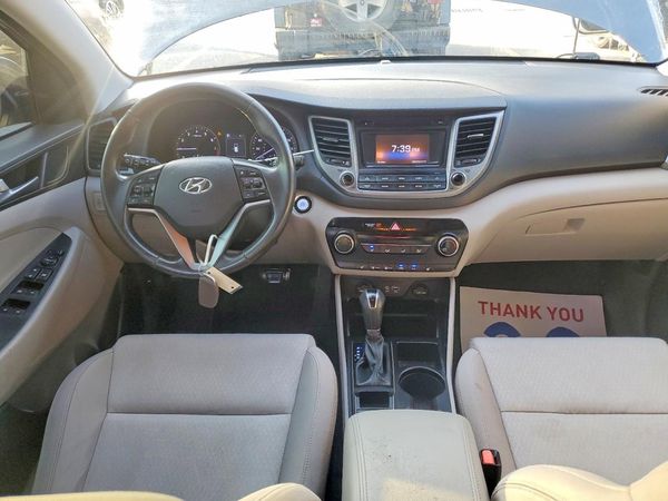 2016 HYUNDAI TUCSON