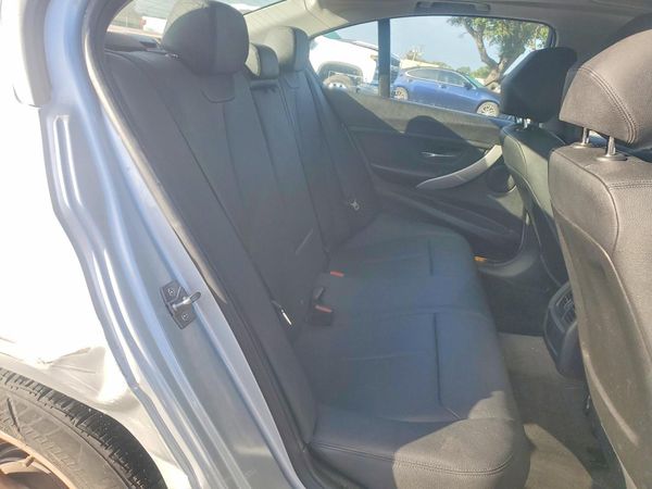 2013 BMW 320 SA