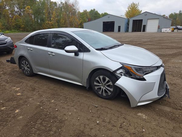 2022 TOYOTA COROLLA — Passenger 3/4
