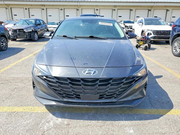 2021 HYUNDAI ELANTRA SEL w/ Convenience Pkg