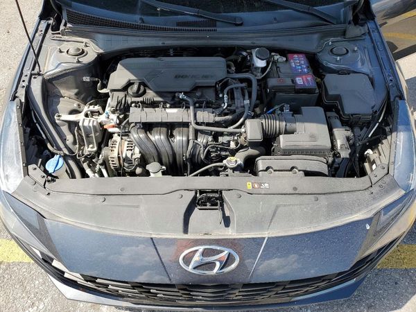 2021 HYUNDAI ELANTRA SEL w/ Convenience Pkg