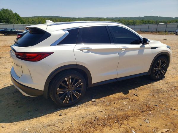 2022 INFINITI QX50 Luxe