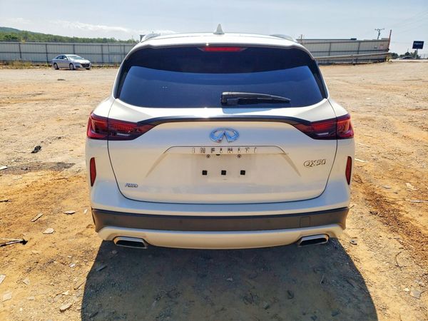 2022 INFINITI QX50 Luxe