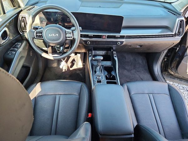 2025 KIA SORENTO S