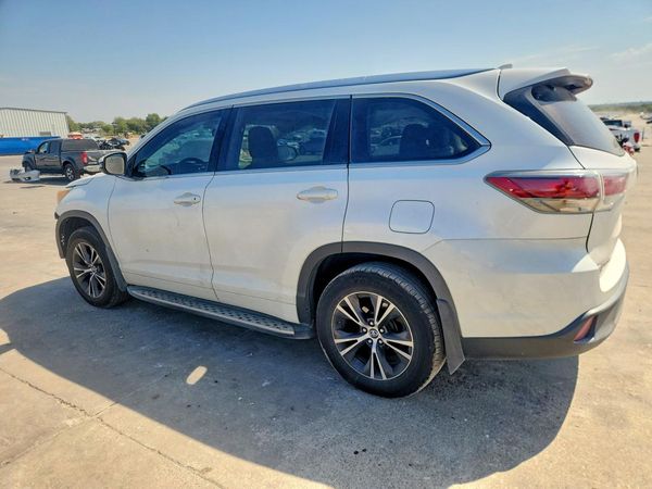 2016 TOYOTA HIGHLANDER