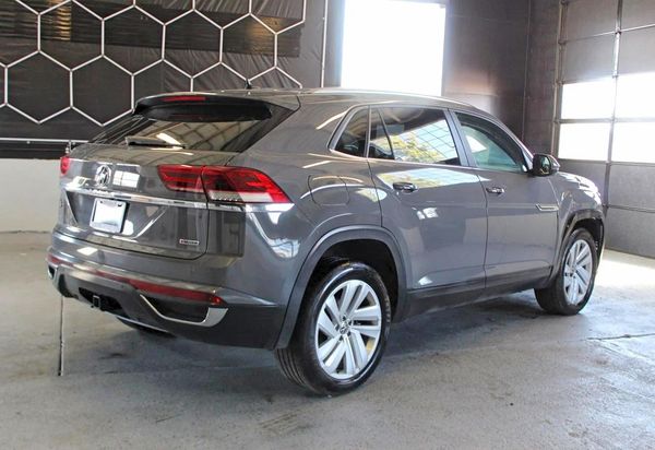 2020 VOLKSWAGEN ATLAS CROSS SPORT 4Motion SE
