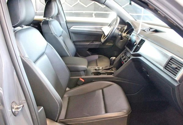 2020 VOLKSWAGEN ATLAS CROSS SPORT 4Motion SE
