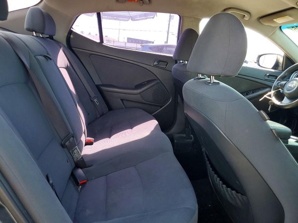 2015 KIA OPTIMA GL - Middle-low