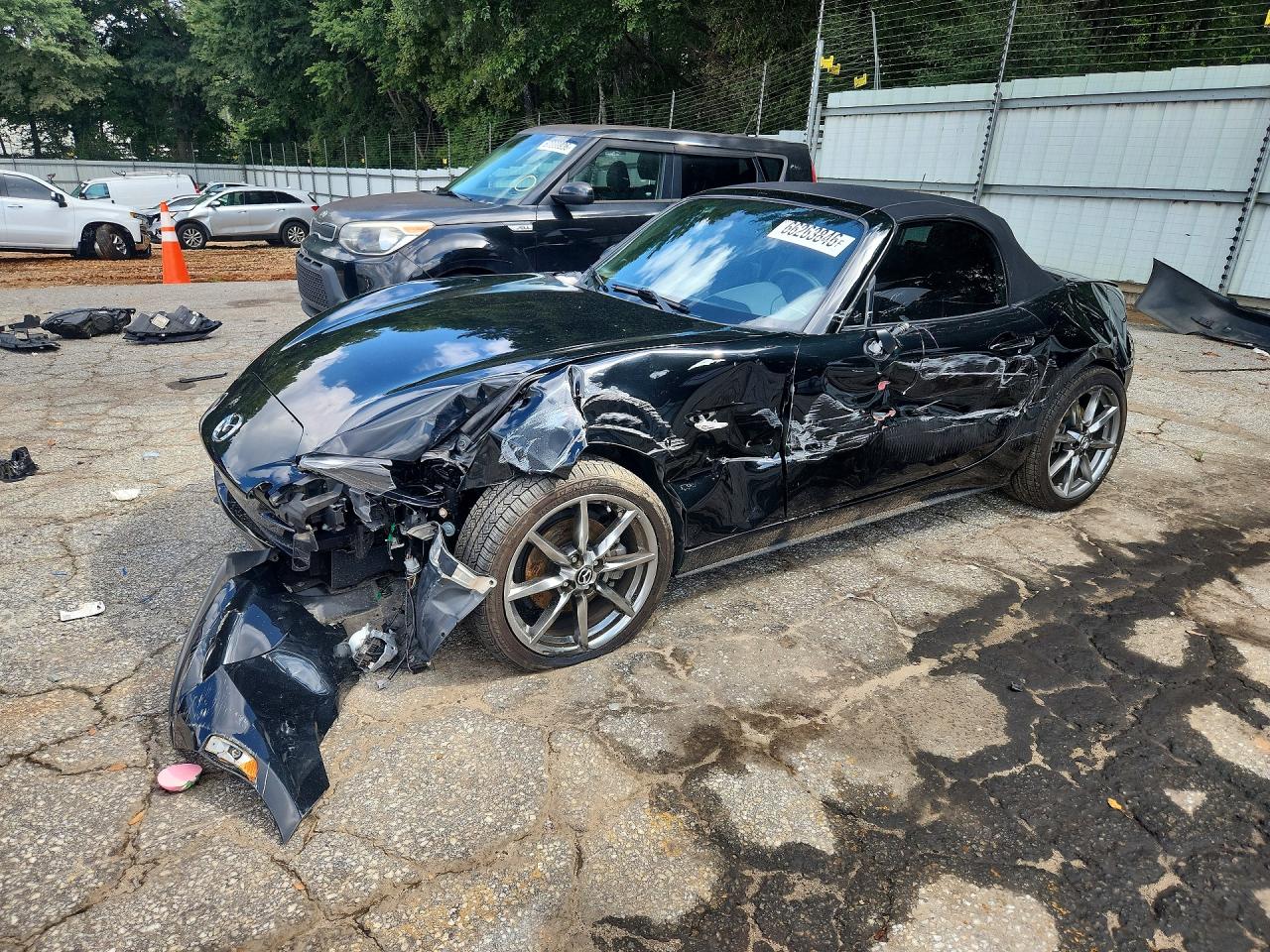 2022 MAZDA MX-5 MIATA Grand Touring