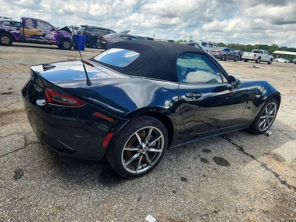 2022 MAZDA MX-5 MIATA Grand Touring