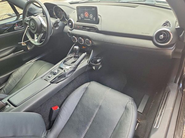 2022 MAZDA MX-5 MIATA Grand Touring