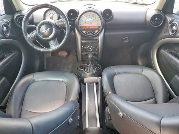 2013 MINI COOPER