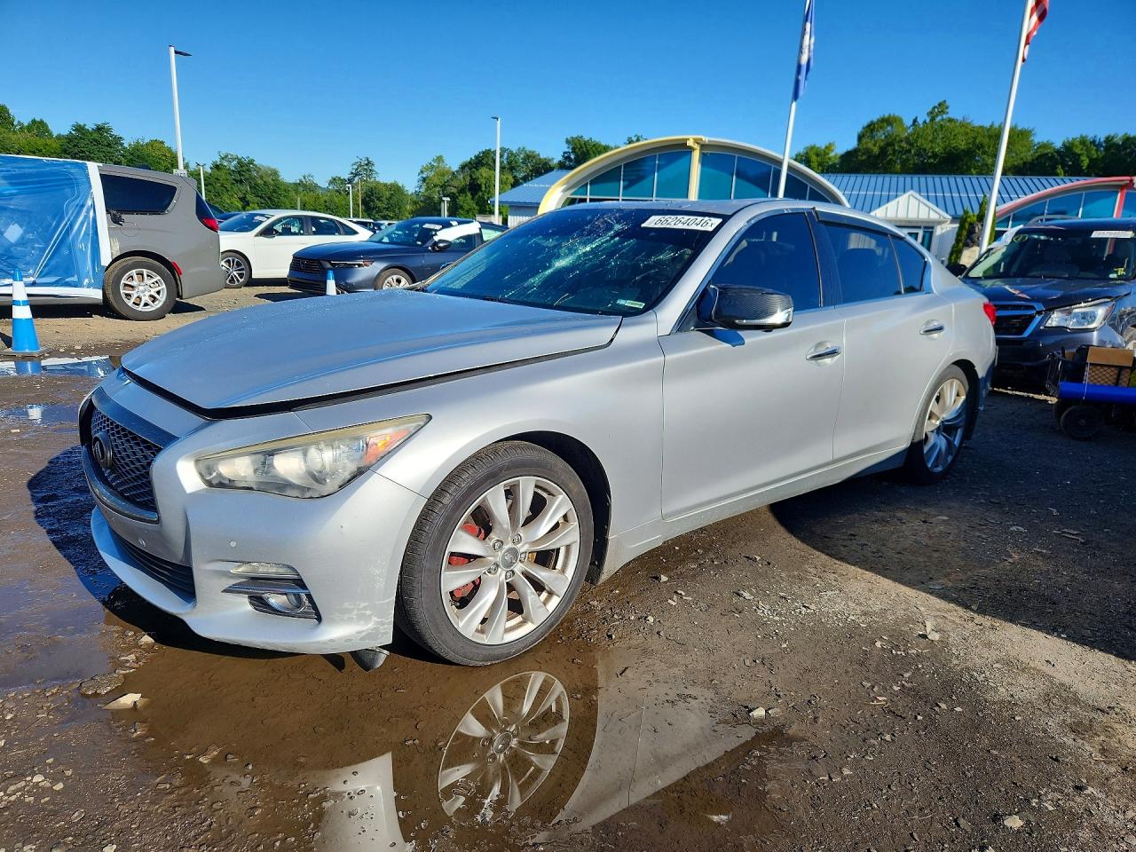 2014 INFINITI Q50 — Front 3/4