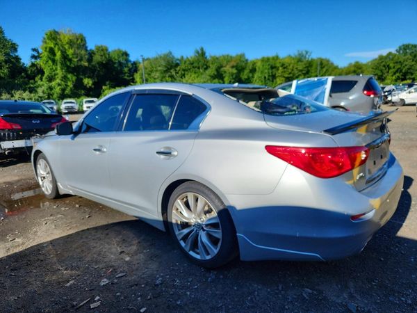 2014 INFINITI Q50 — DSRA