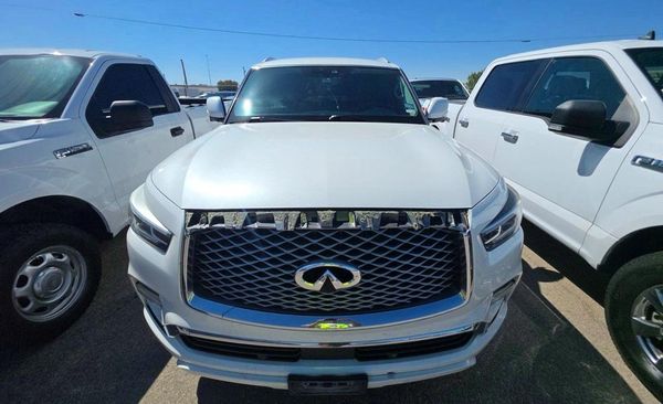 2018 INFINITI QX80 BASE