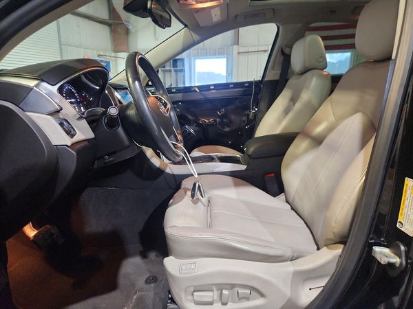 2015 CADILLAC SRX Luxury