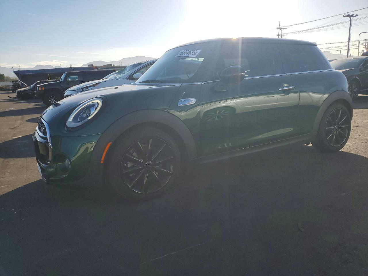 2018 MINI COOPER
