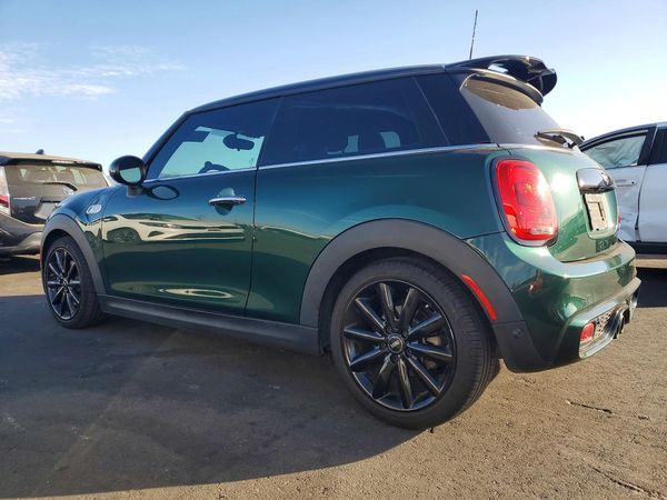 2018 MINI COOPER
