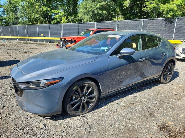 2021 MAZDA 3