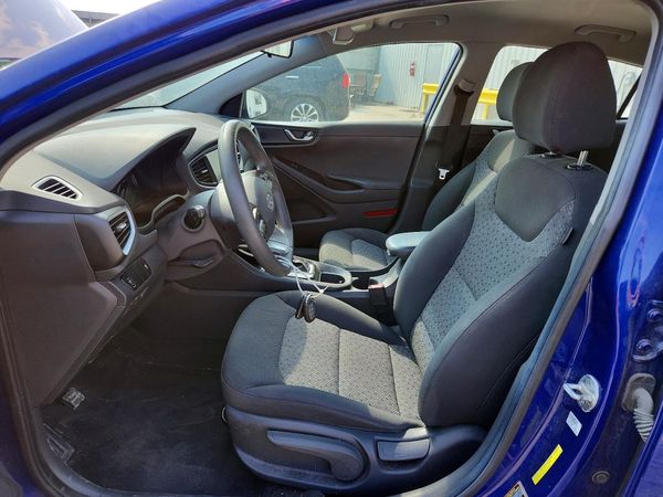 2019 HYUNDAI IONIQ Blue (HEV) — DENT