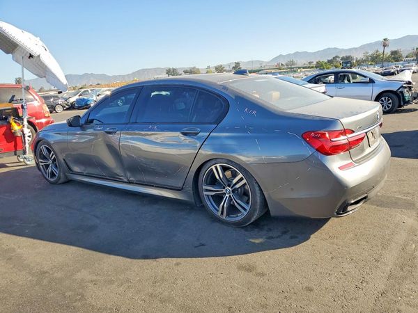 2016 BMW 750 xDrive
