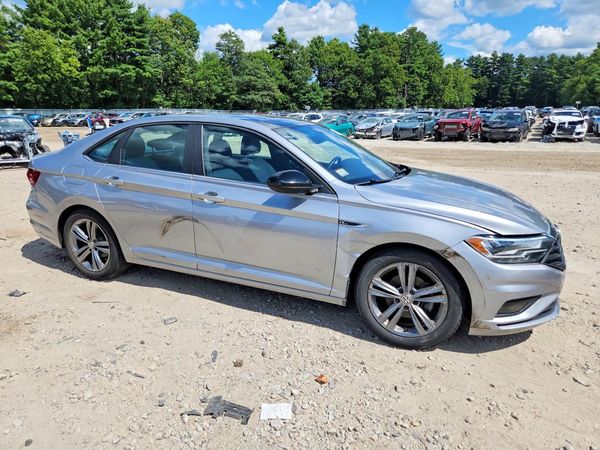 2021 VOLKSWAGEN JETTA S / SE / R-Line — Passenger 3/4
